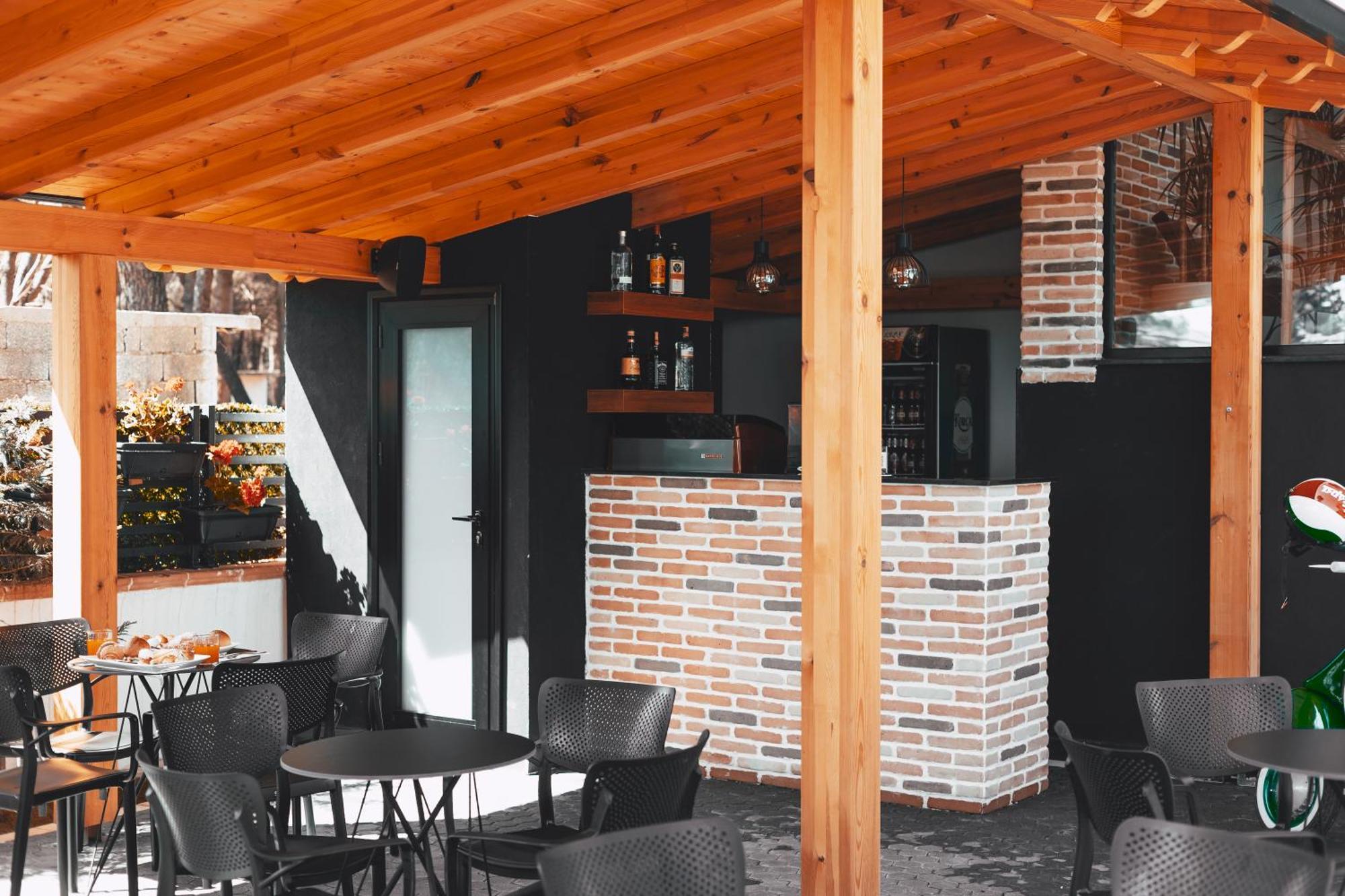 Hotel Beke Vlorë Buitenkant foto