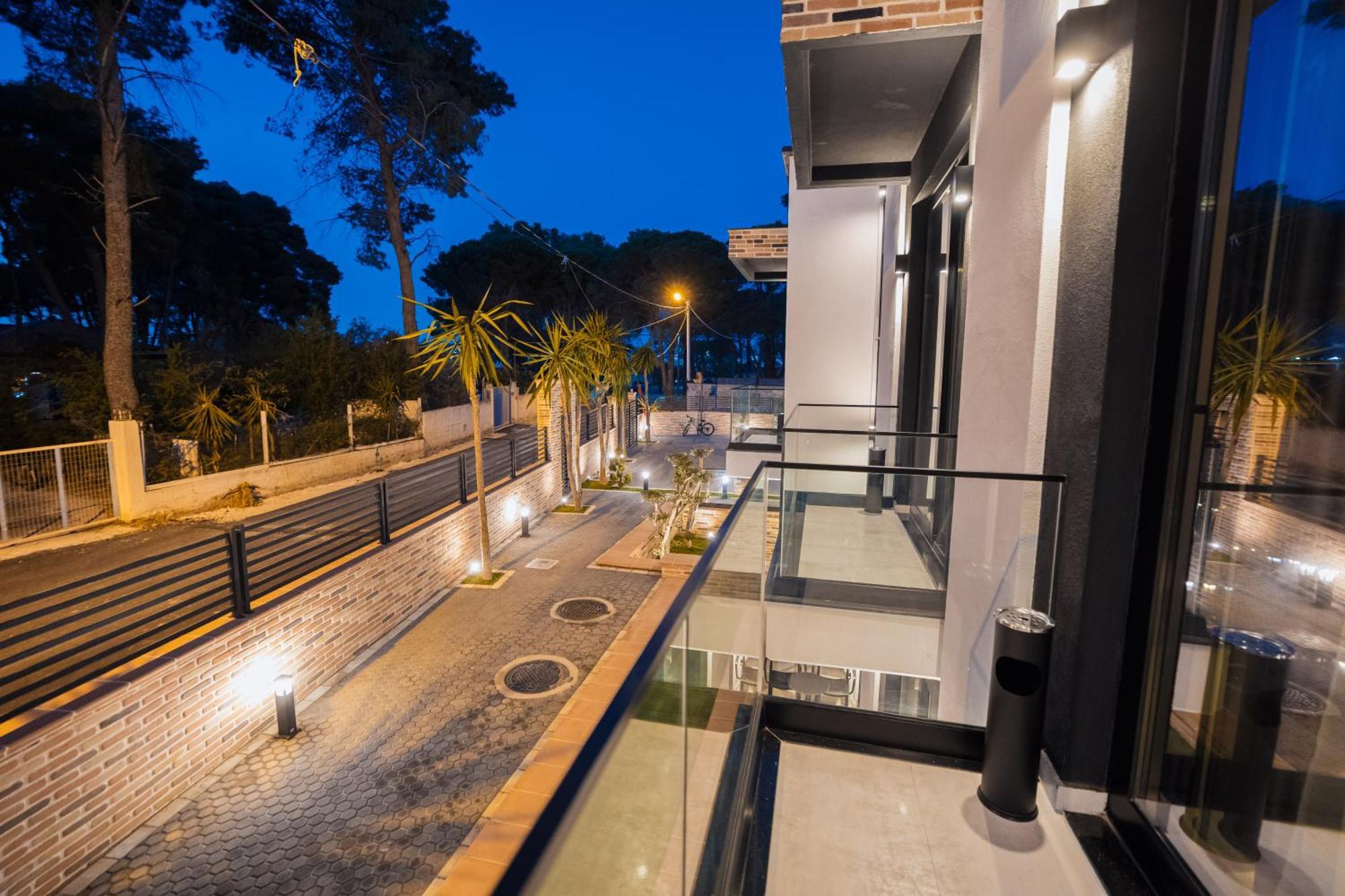 Hotel Beke Vlorë Buitenkant foto