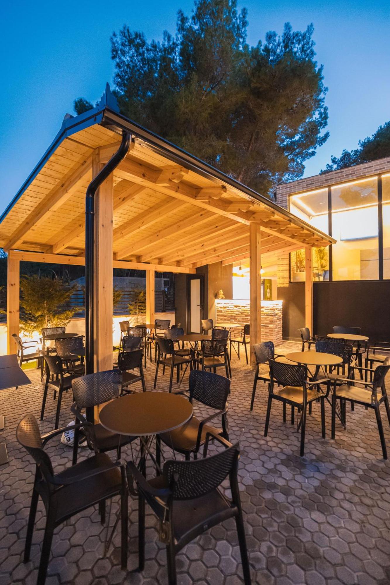 Hotel Beke Vlorë Buitenkant foto